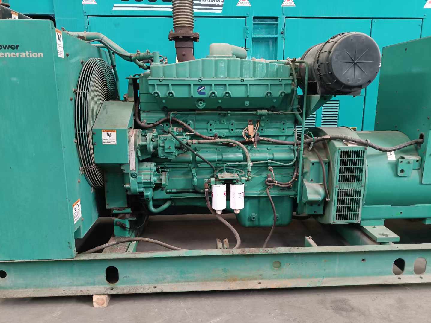 三更罗镇过载会对 600kW 柴油发电机组造成哪些损害？