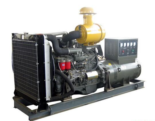 三更罗镇汽油发电机组冬季保养时，燃油系统需要注意什么？